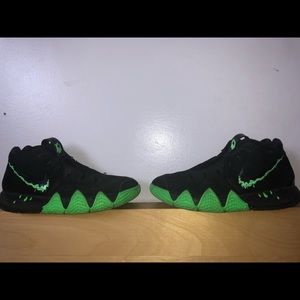 Halloween Drip Kyrie 4 Size 4